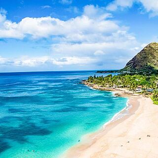Hawaiian Princess at Makaha Beach — Beach