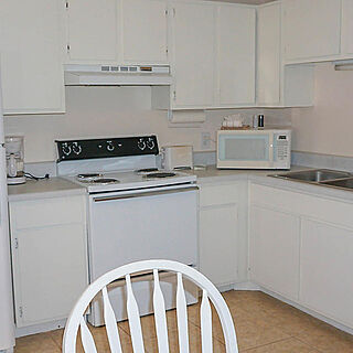 Paradise Isle Resort — Sample kitchen
