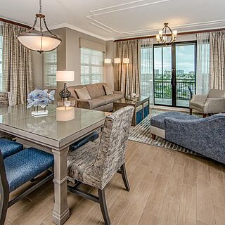 Holiday Inn Club Vacations Marco Island - Sunset Cove Resort — Sample dining room