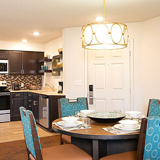The Colonies at Williamsburg — Sample dining room