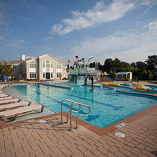 The Colonies at Williamsburg — Pool