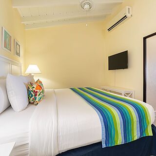 La Vista Beach Resort — Sample bedroom
