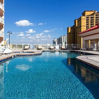 Carolina Grande &mdash; Pool