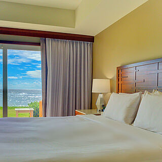 Dawn Beach Club — Sample bedroom