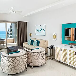 Garza Blanca Resort & Spa Los Cabos — Sample living room
