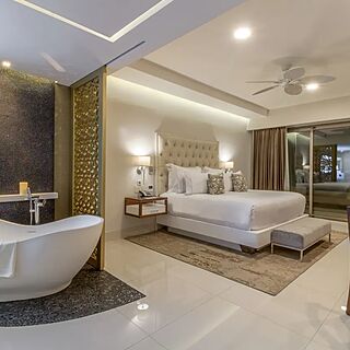 Garza Blanca Resort & Spa Los Cabos — Sample bedroom