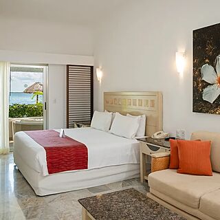 Admiral Yacht Club at Sunset — Sample studio unit