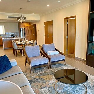 Villa La Valencia Beach Resort & Spa — Sample living room