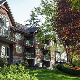 Old House Hotel & Spa — Exterior