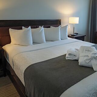 Old House Hotel & Spa — Sample bedroom