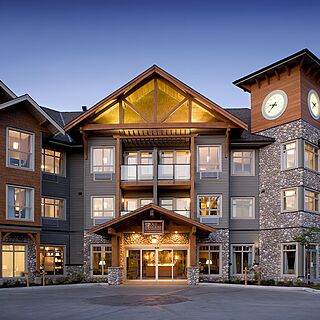 Old House Hotel & Spa — Exterior