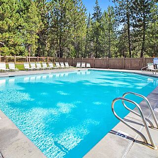 The Ridge at Sunriver — Pool
