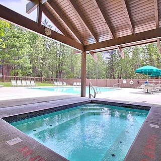 The Ridge at Sunriver — Pool