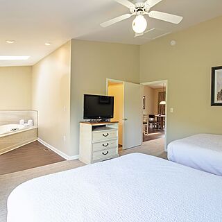 Eagle Trace at Massanutten — Sample bedroom
