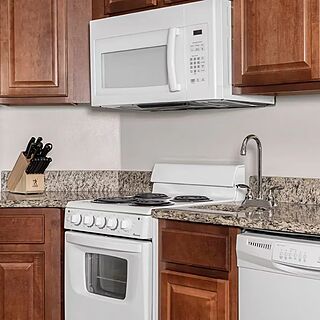 Club Wyndham Ocean Walk — Sample kitchen