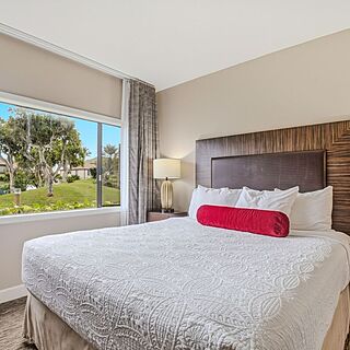 Pono Kai — Sample bedroom