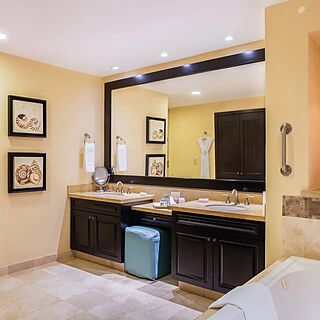 Garza Blanca Preserve Resort & Spa — Sample honeymoon suite