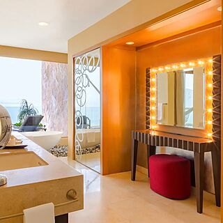 Garza Blanca Preserve Resort & Spa — Sample three-bedroom panoramic suite