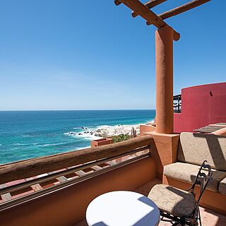 Club Regina Los Cabos — Sample balcony