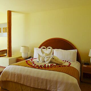 Club Regina Los Cabos — Sample bedroom