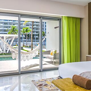 Garza Blanca Resort & Spa Cancun — Sample bedroom