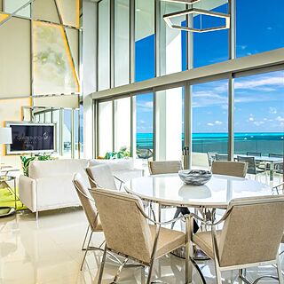 Garza Blanca Resort & Spa Cancun — Sample living room