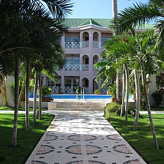 Grand Colony Villas — Closer view walking in from beach.