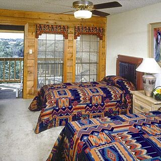 The Bandera Homestead — - Unit Bedroom
